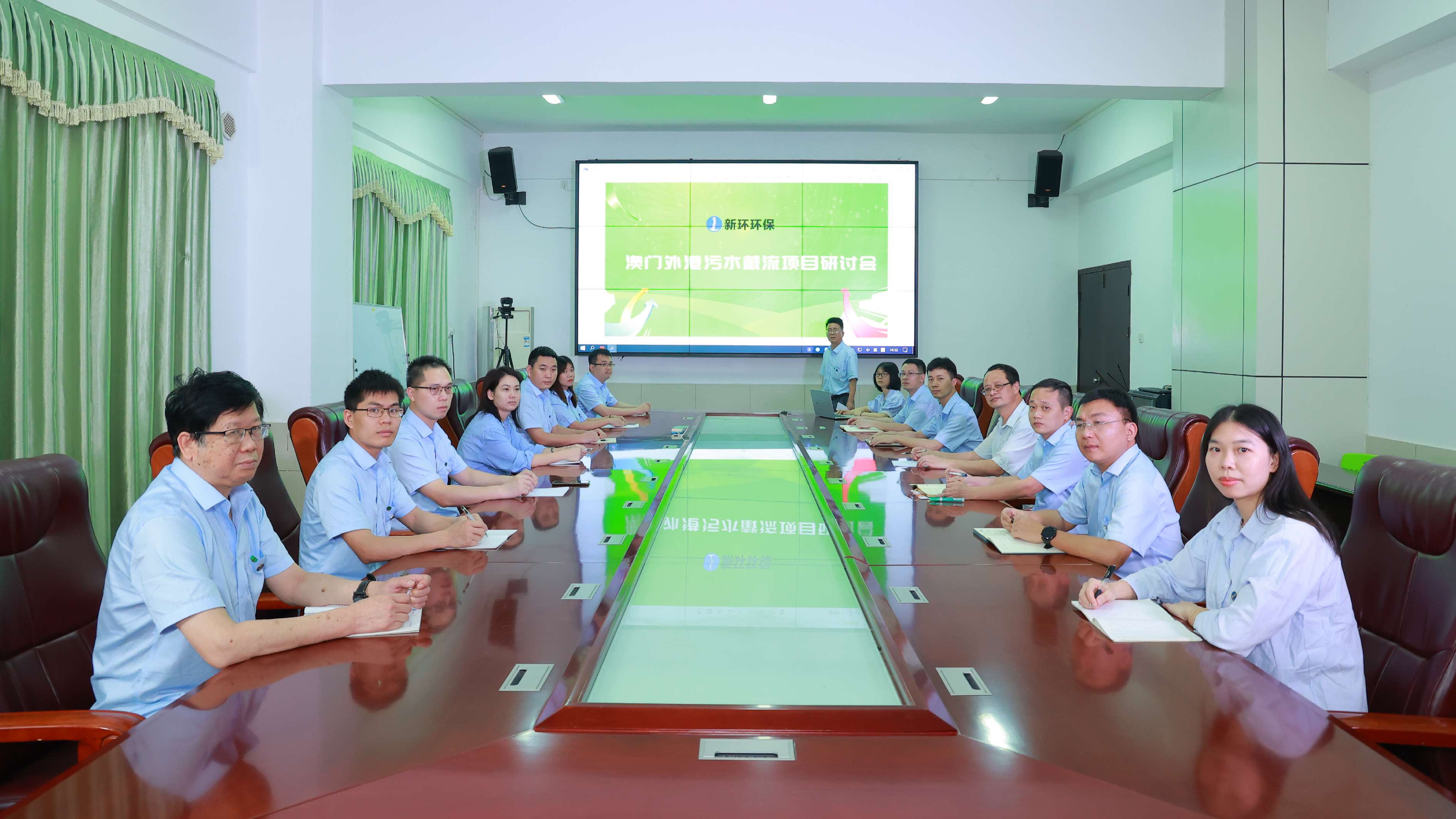新環(huán)網站設計-團隊.jpg